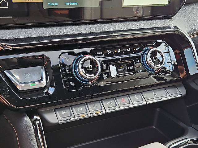 New 2026 GMC Sierra 1500 AT4 w/ AT4 Premium Package AWD/4WD image 14