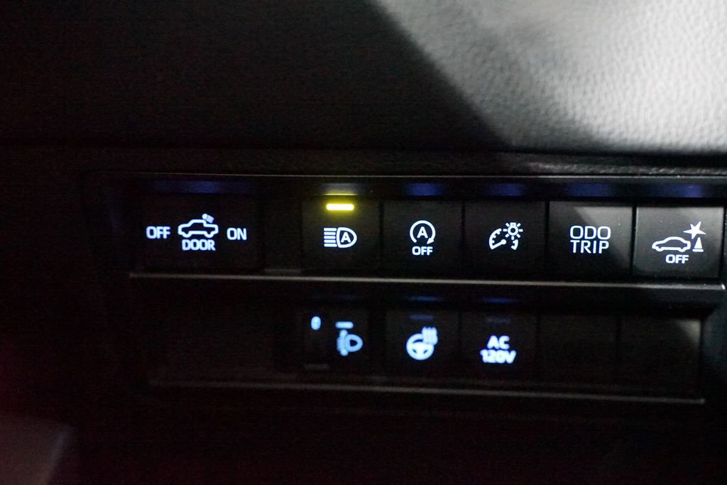 Used 2023 Toyota Tundra Limited w/ Power Package AWD/4WD image 25
