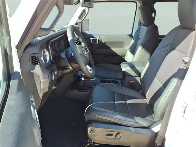New 2026 Jeep Wrangler Unlimited Sahara AWD/4WD image 19