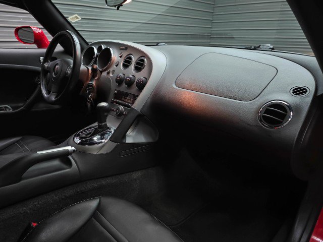 Used 2006 Pontiac Solstice Convertible w/ Premium Package RWD image 15