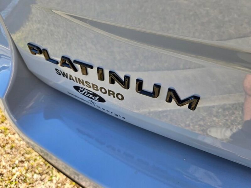 New 2025 Ford Expedition Platinum w/ Stealth Performance Package image 11