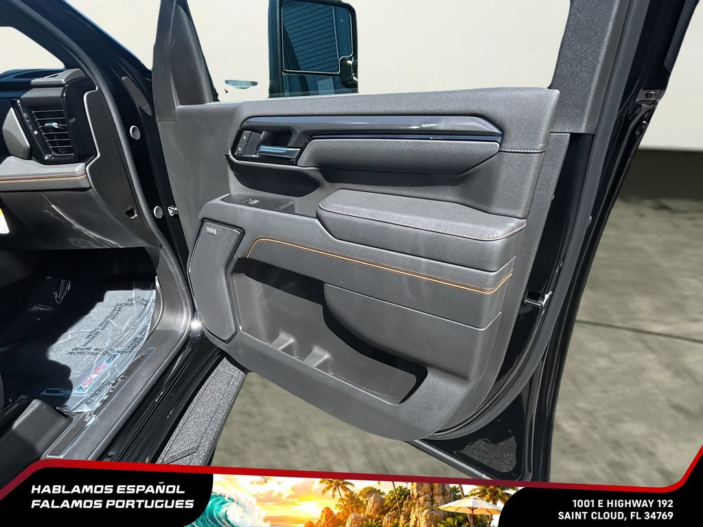 New 2026 GMC Sierra 2500 AT4 w/ AT4 Premium Plus Package AWD/4WD image 31