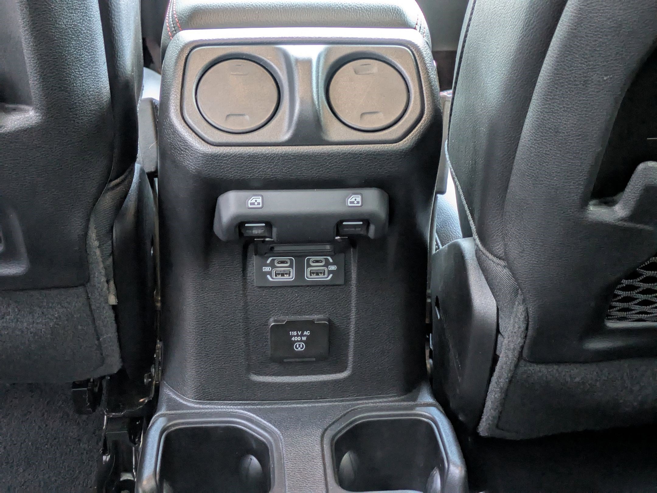 Used 2022 Jeep Gladiator Rubicon w/ Cold Weather Group image 28