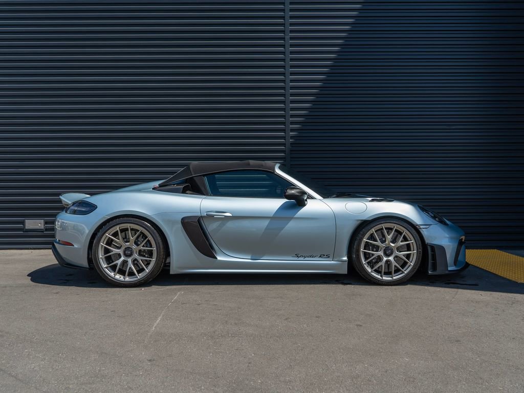Used 2024 Porsche 718 Boxster Spyder RS RWD image 8