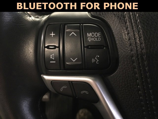 Used 2018 Toyota Highlander XLE image 16