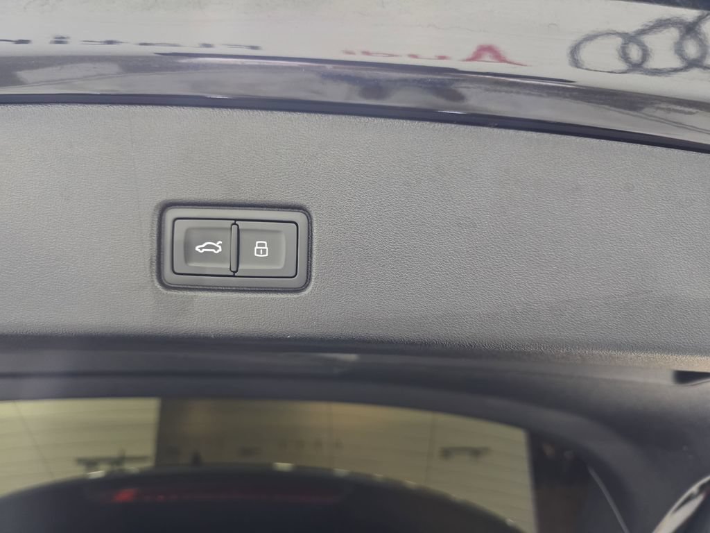 Used 2024 Audi Q4 e-tron Premium Plus AWD/4WD image 16