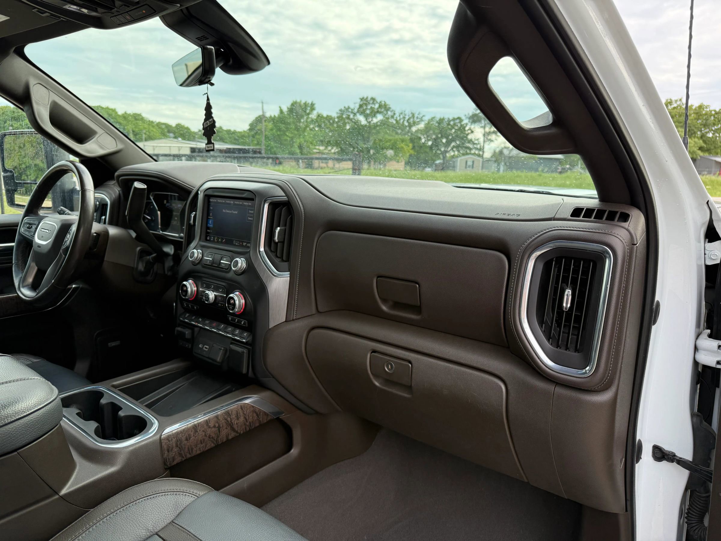 Used 2023 GMC Sierra 2500 Denali w/ Denali Ultimate Package AWD/4WD image 14