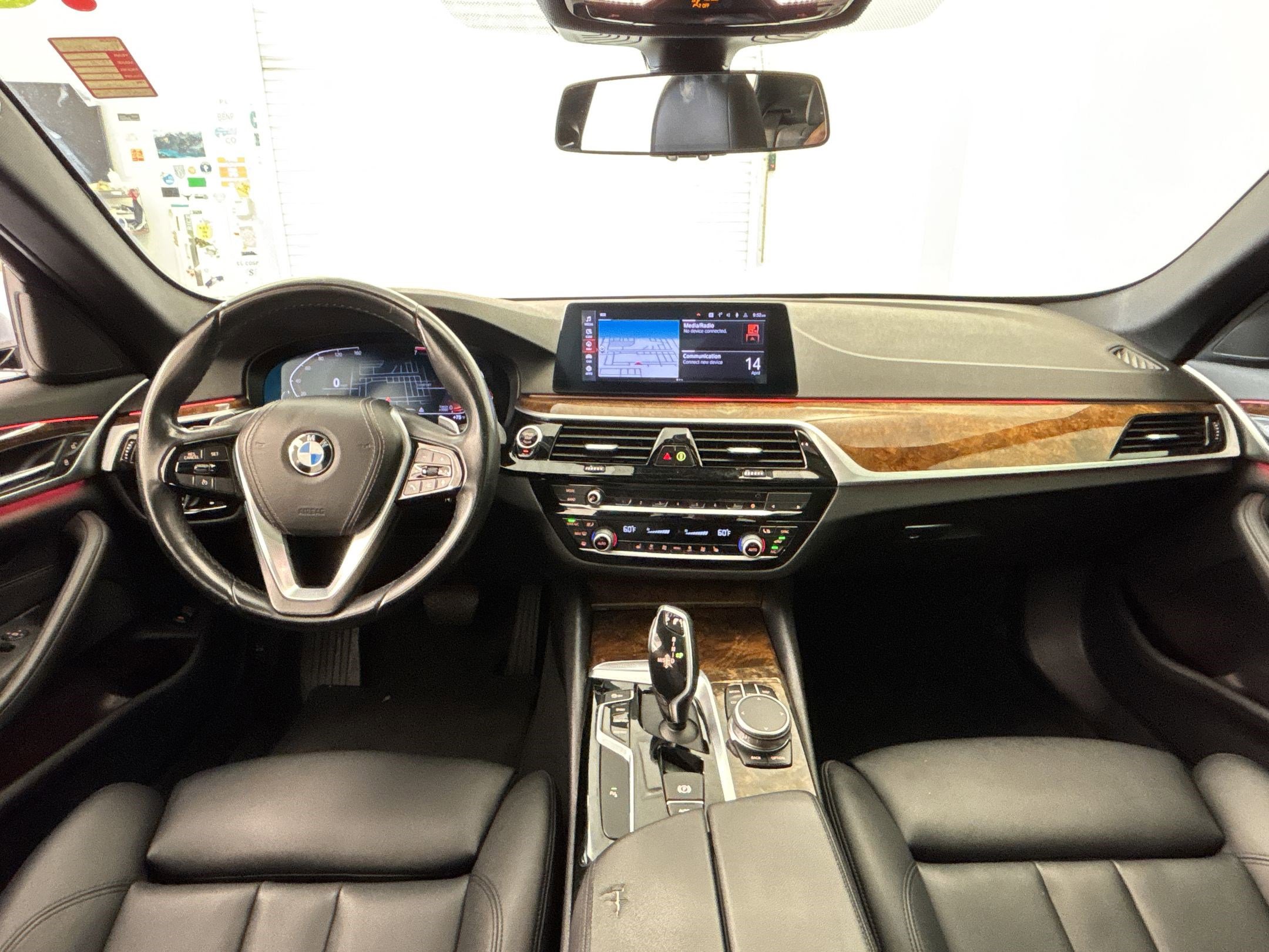 Used 2020 BMW 530i w/ Convenience Package image 14
