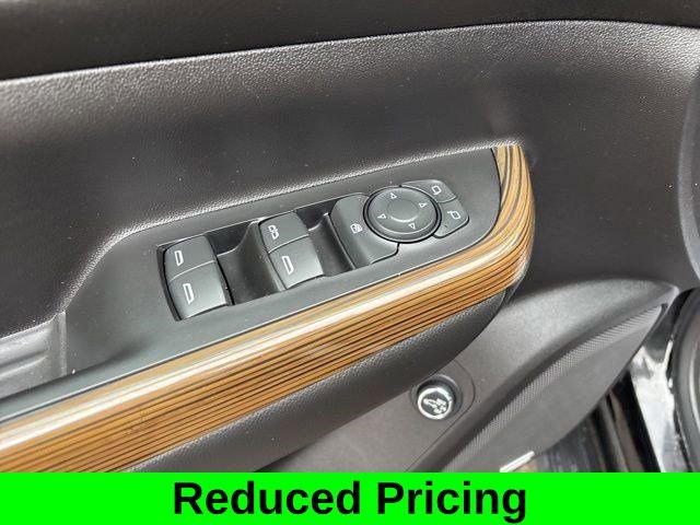 Used 2023 GMC Acadia SLE w/ Infotainment Package AWD/4WD image 14