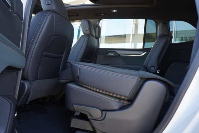 Used 2025 GMC Acadia AT4 AWD/4WD image 28