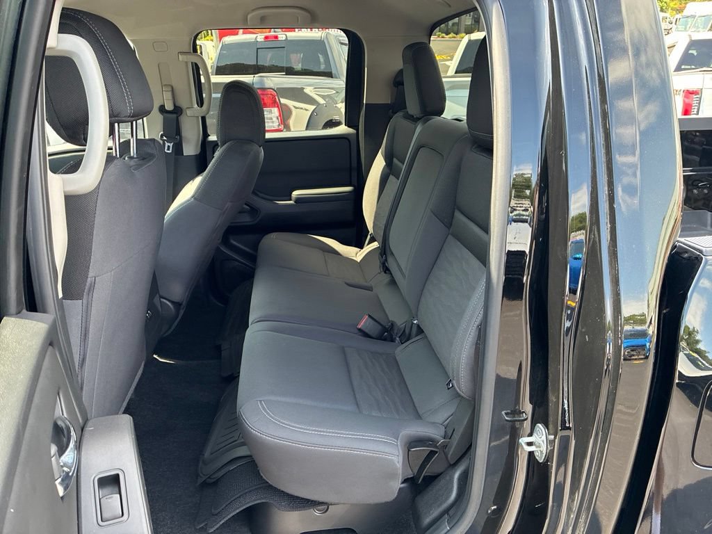 Certified 2023 Nissan Frontier SV w/ Tow Package AWD/4WD image 21
