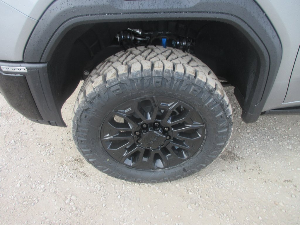 New 2026 GMC Sierra 2500 AT4X image 13