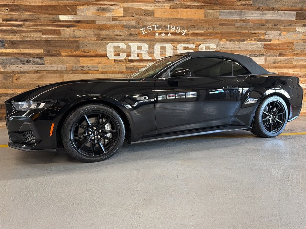 Used 2024 Ford Mustang GT Premium image 16