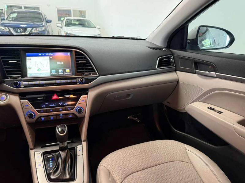 Used 2018 Hyundai Elantra Limited w/ Limited Ultimate Package 02 FWD image 14