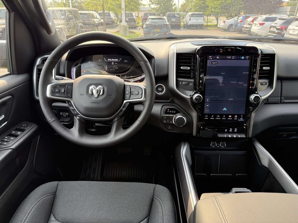 New 2026 RAM 1500 Big Horn AWD/4WD image 17