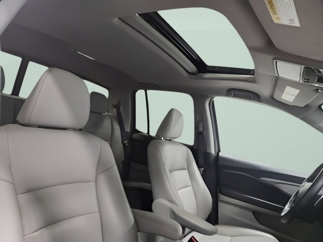 Certified 2023 Honda Ridgeline RTL image 15