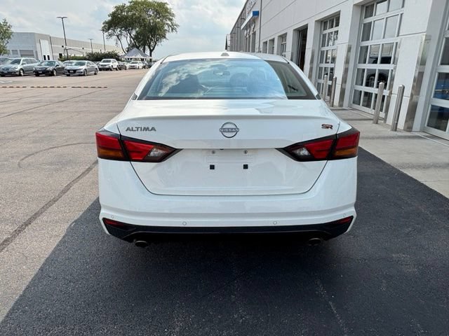 Used 2024 Nissan Altima 2.5 SR FWD image 4