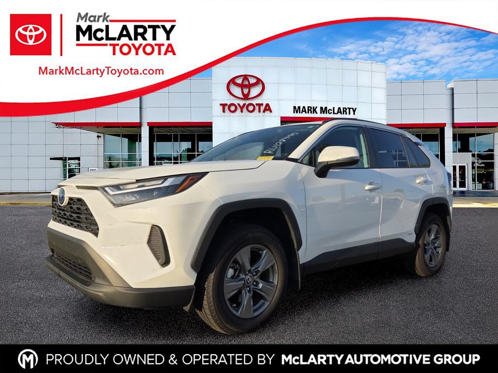 Used 2024 Toyota RAV4 XLE w/ Convenience Package AWD/4WD image 1