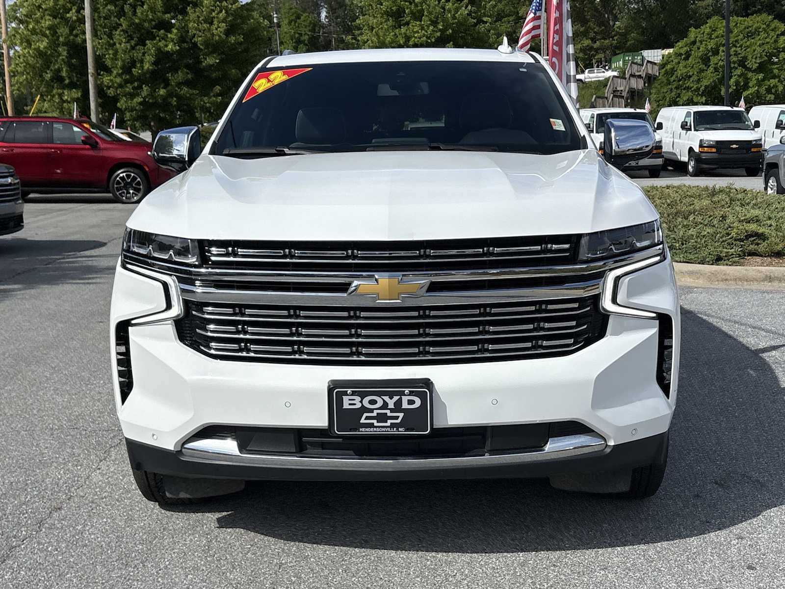 Used 2022 Chevrolet Suburban Premier AWD/4WD image 3