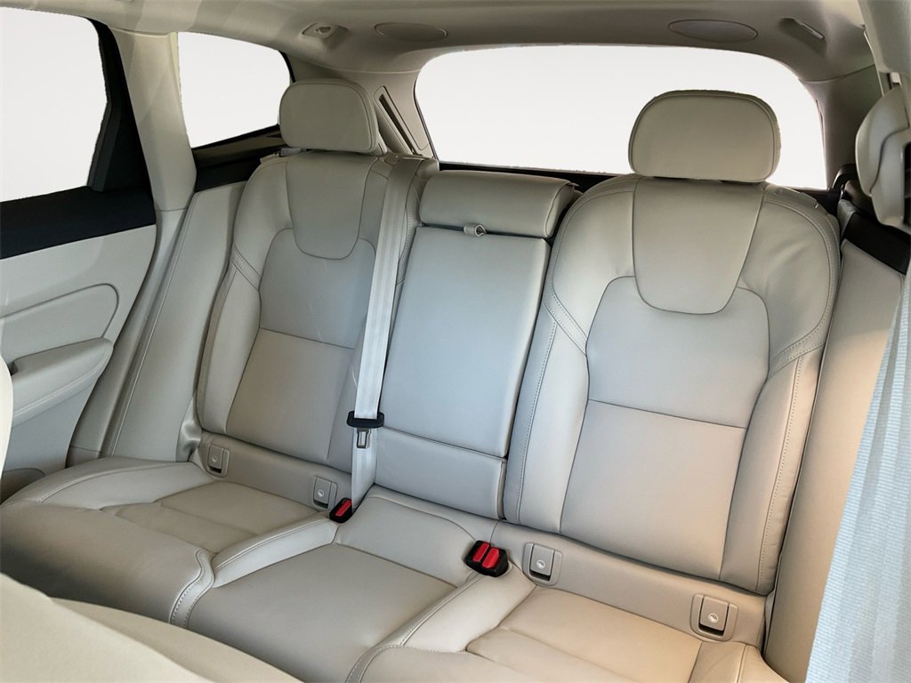New 2026 Volvo XC60 B5 Ultra w/ Protection Package Premier image 13