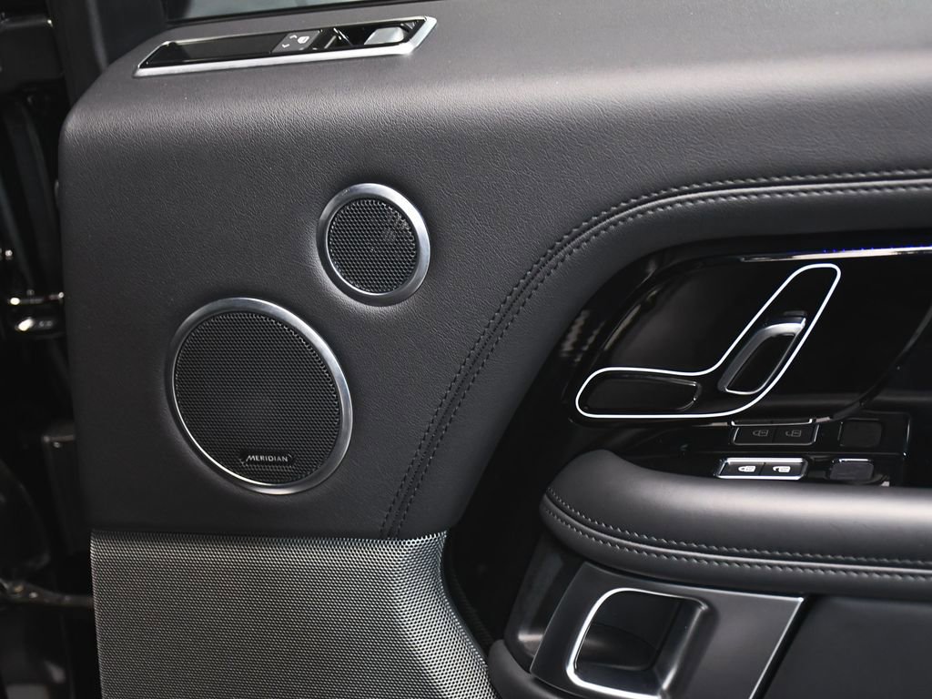 Used 2022 Land Rover Range Rover Westminster Edition image 15