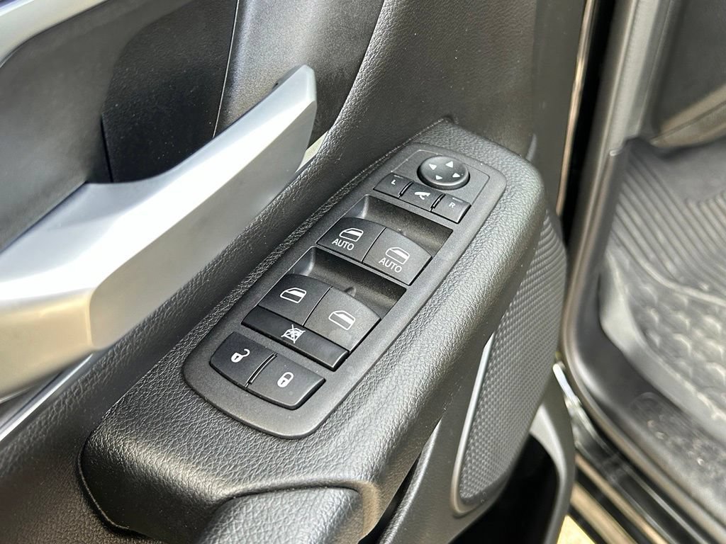 Certified 2024 RAM 1500 Big Horn RWD image 31
