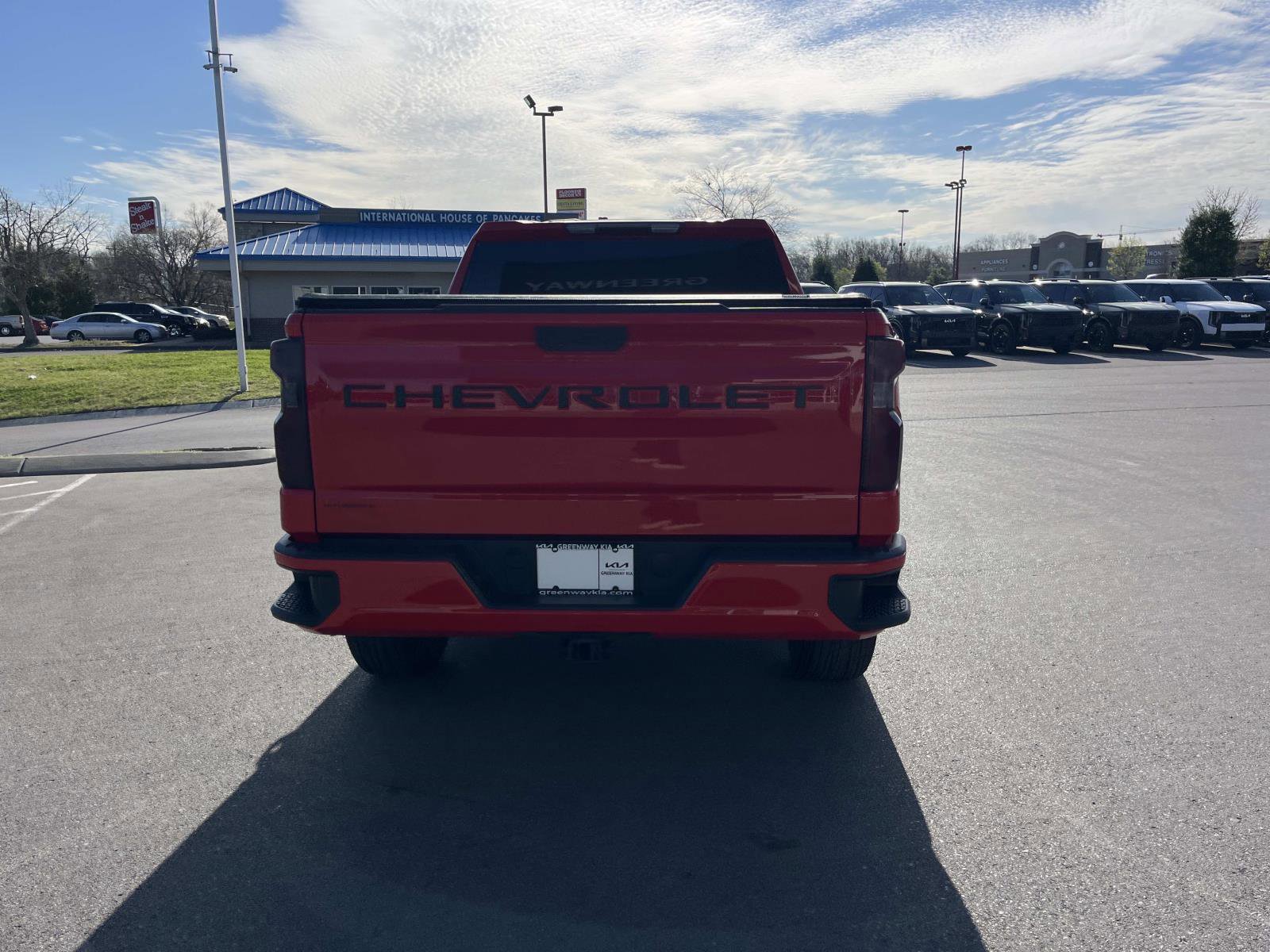 Used 2023 Chevrolet Silverado 1500 Custom image 4