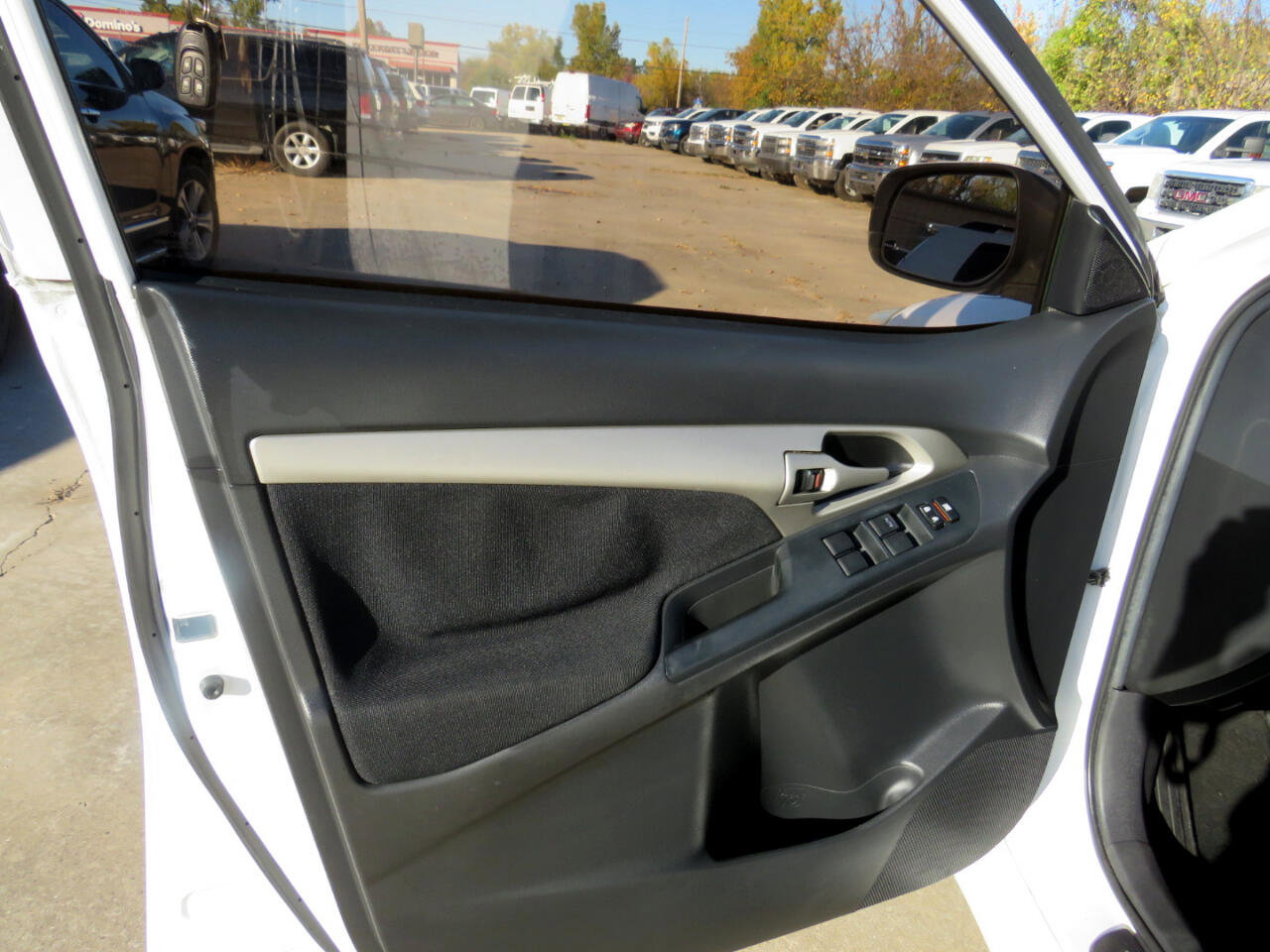 Used 2012 Toyota Matrix S image 9