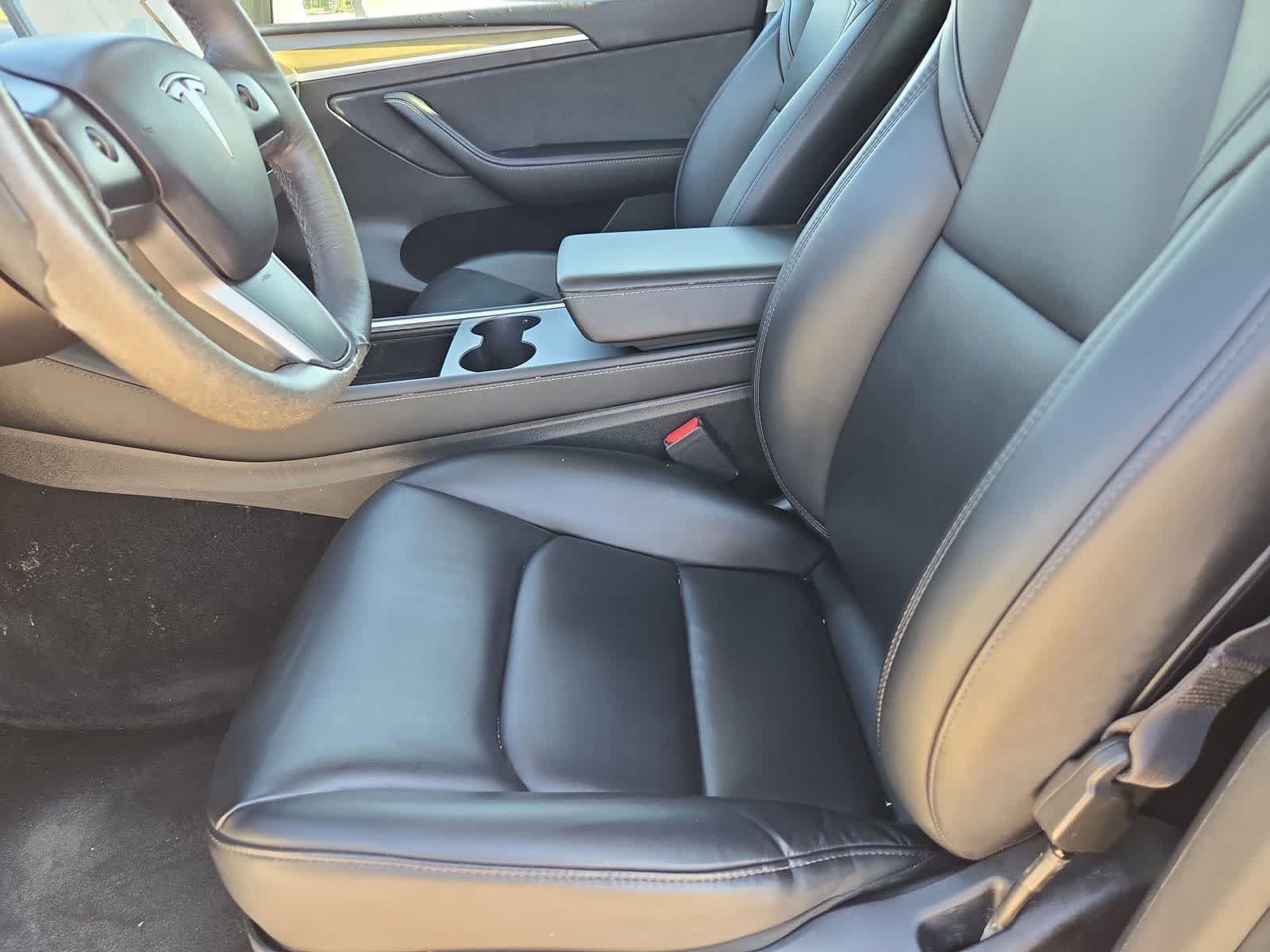 Used 2023 Tesla Model Y AWD image 14