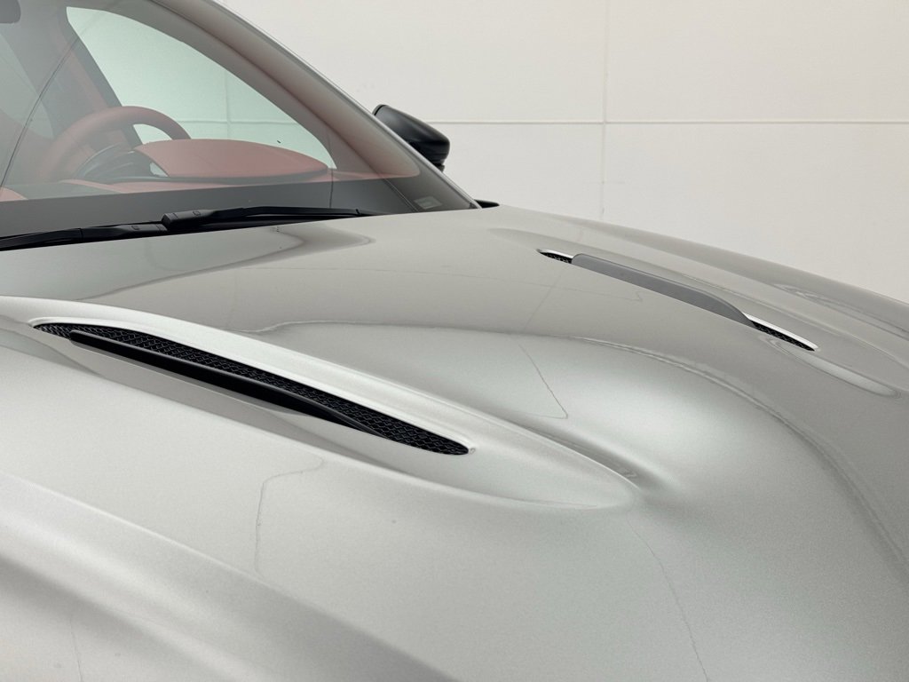 Used 2025 Aston Martin DBX 707 image 39