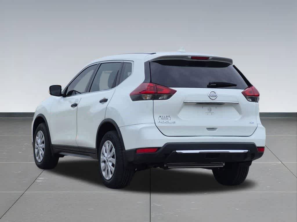 Used 2018 Nissan Rogue S AWD/4WD image 4