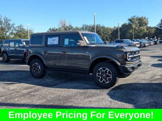 New 2025 Ford Bronco Outer Banks AWD/4WD image 3