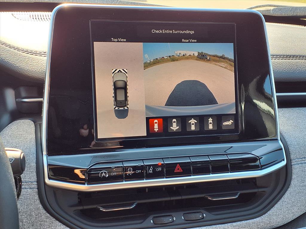 New 2025 Jeep Compass Latitude w/ Convenience Group image 10