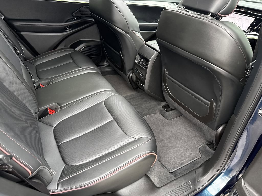 Used 2024 Jeep Wagoneer Launch Edition image 39