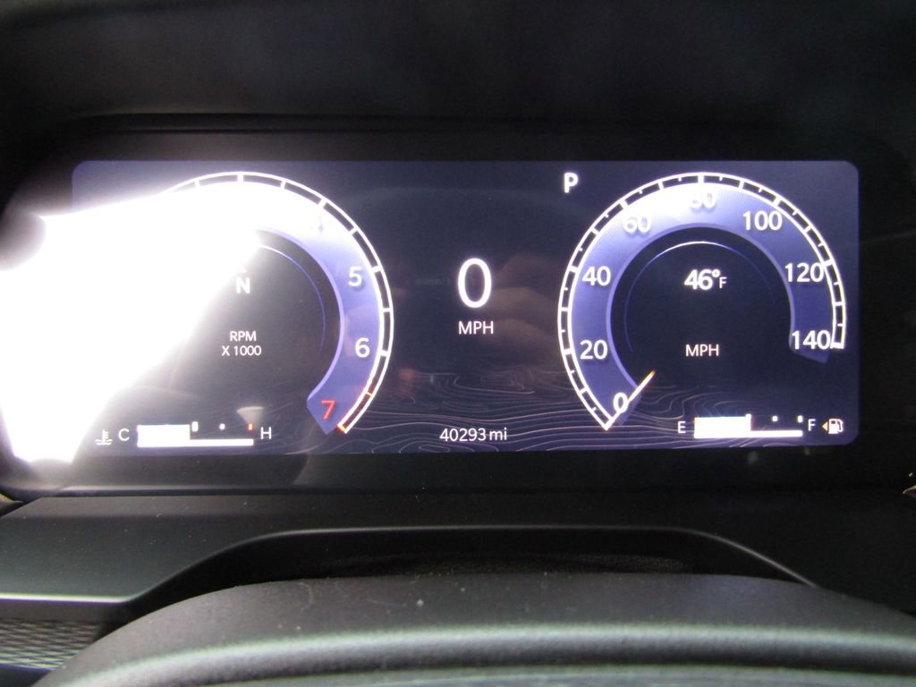 Used 2024 Jeep Grand Cherokee Altitude image 25