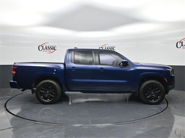 Used 2023 Nissan Frontier SV image 6