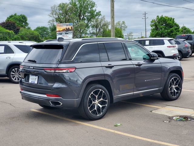 Certified 2022 Jeep Grand Cherokee Summit AWD/4WD image 3