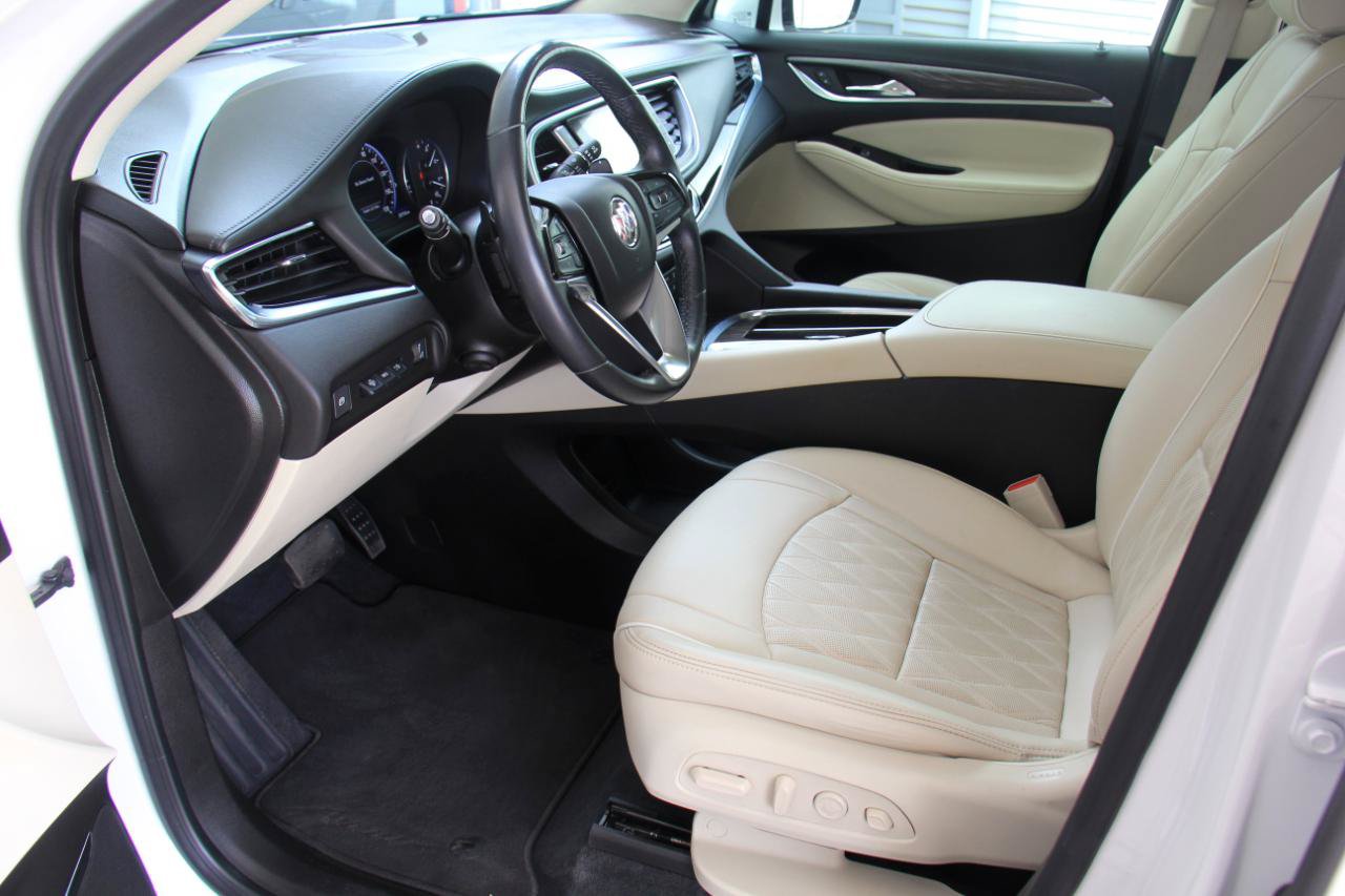 Used 2023 Buick Enclave Avenir w/ Avenir Technology Package FWD image 24