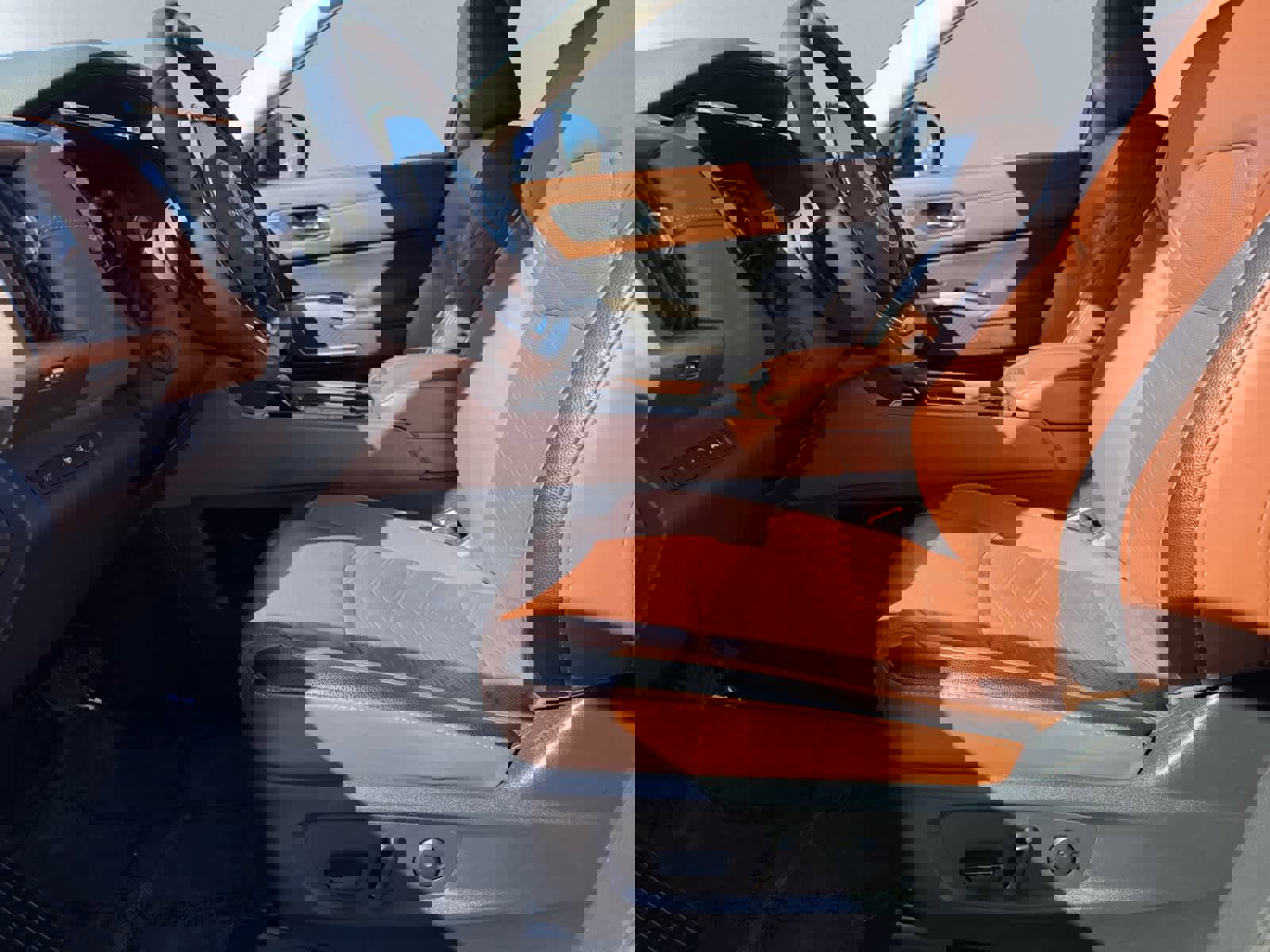 Used 2023 Nissan Pathfinder Platinum image 21