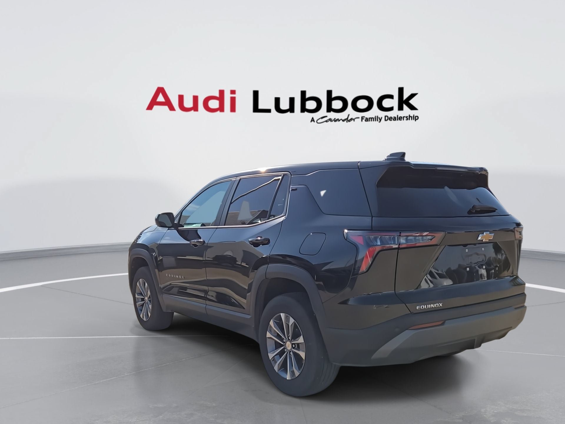 Used 2026 Chevrolet Equinox LT w/ Convenience Package II FWD image 6