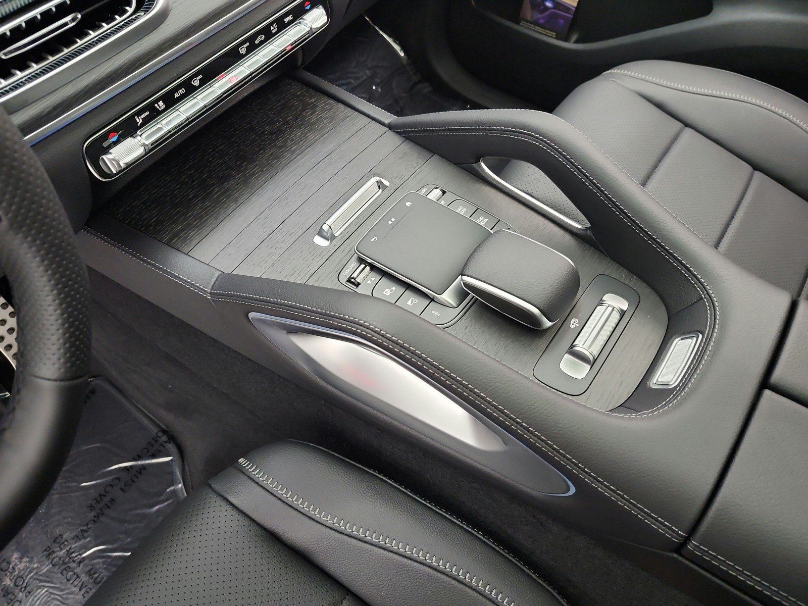 New 2027 Mercedes-Benz GLS 450 4MATIC image 9