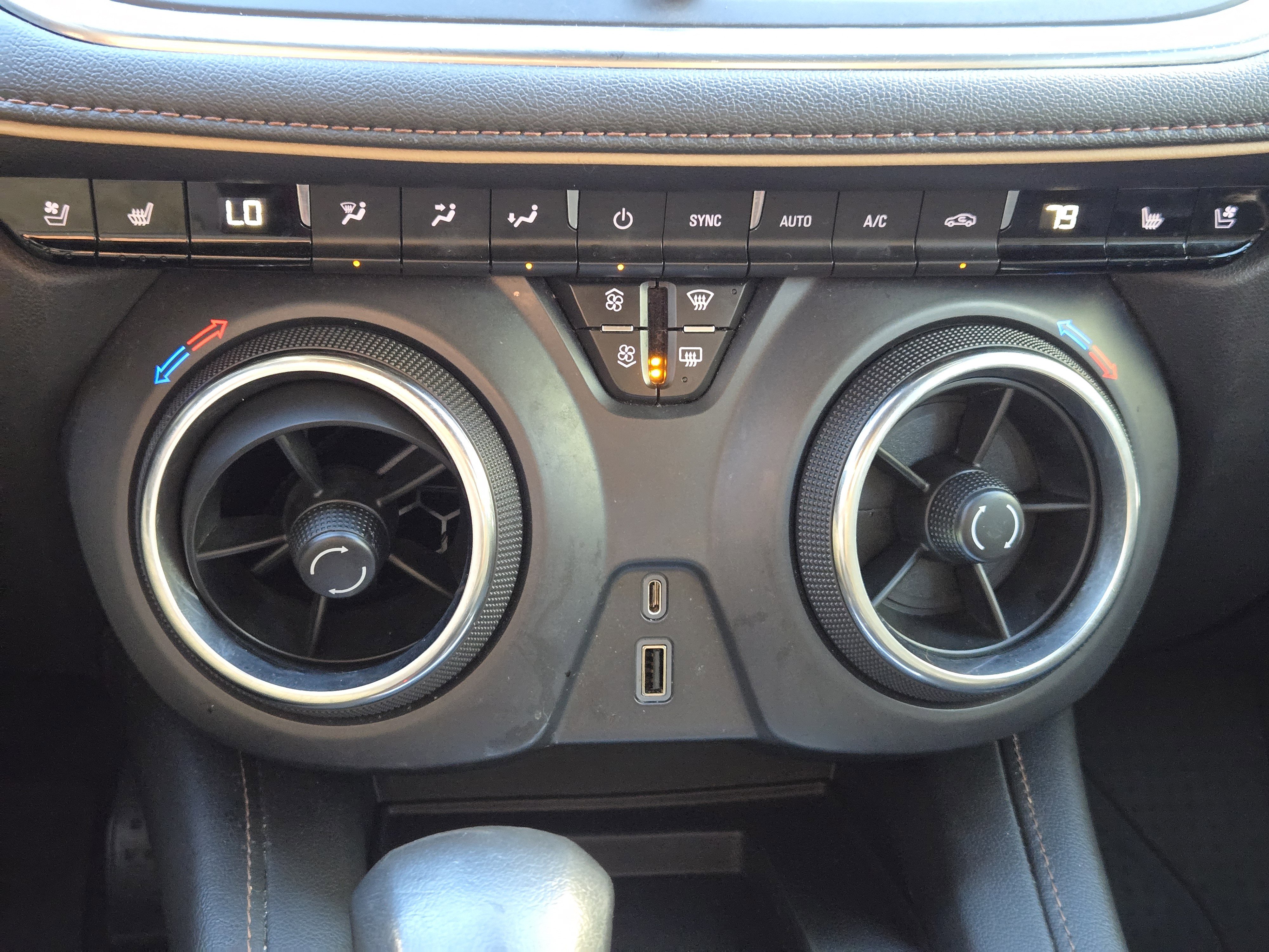 Used 2020 Chevrolet Blazer Premier w/ Driver Confidence II Package image 22