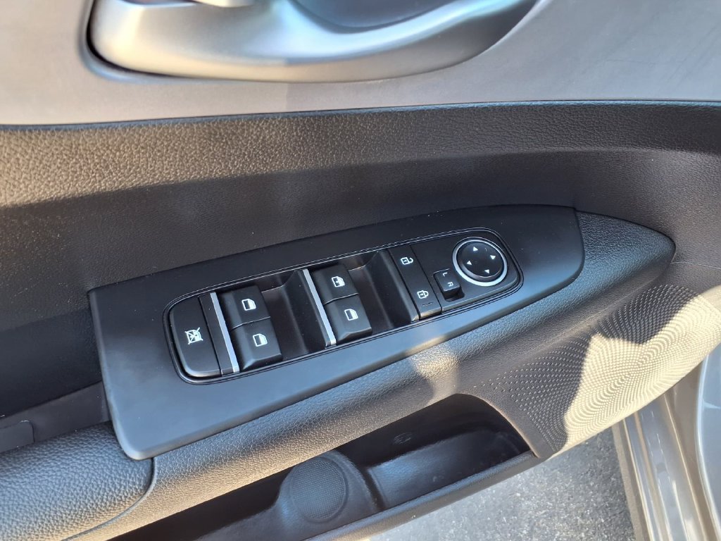 Certified 2023 Kia Forte LXS FWD image 14