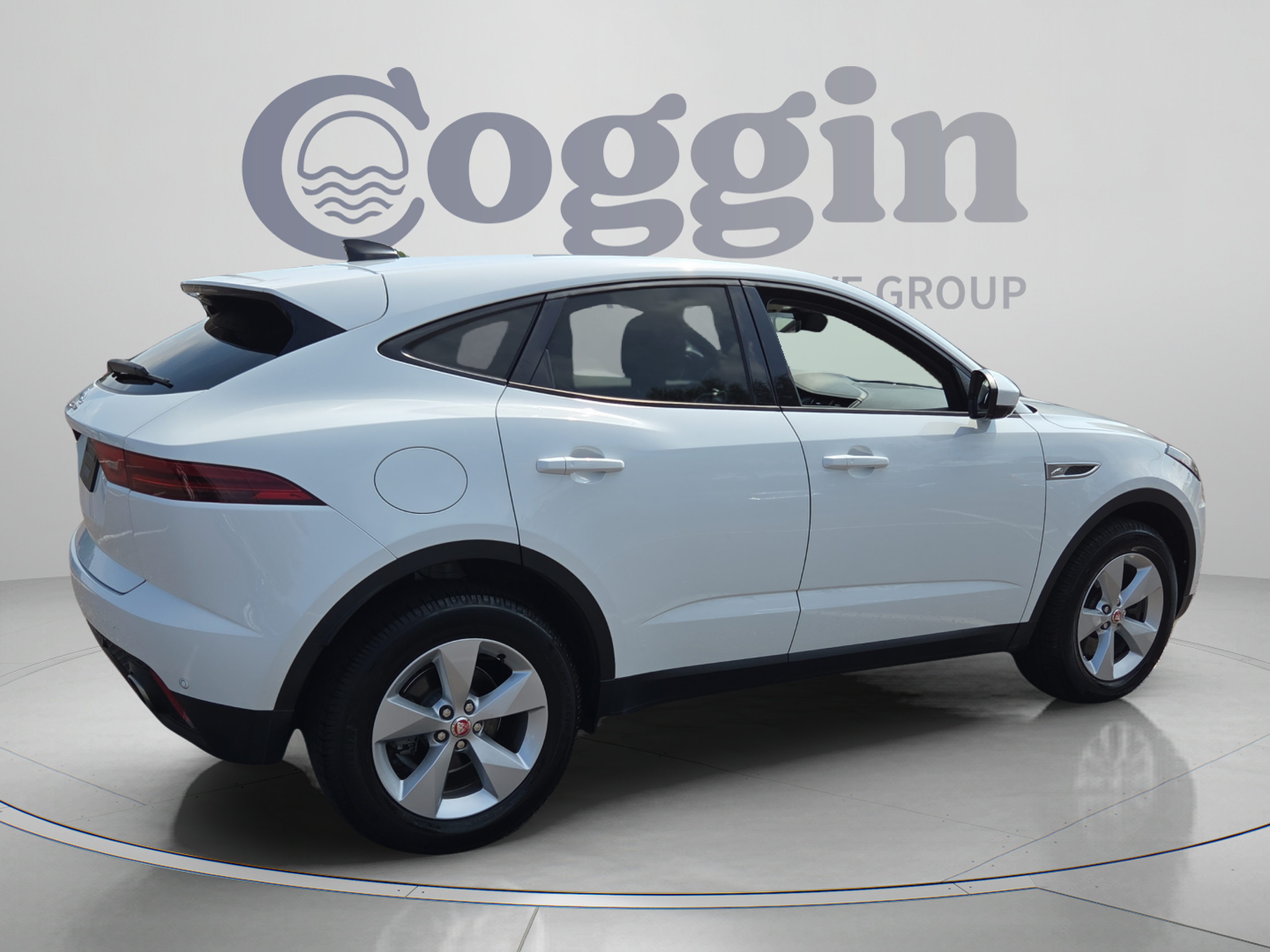 Used 2022 Jaguar E-PACE AWD/4WD image 5