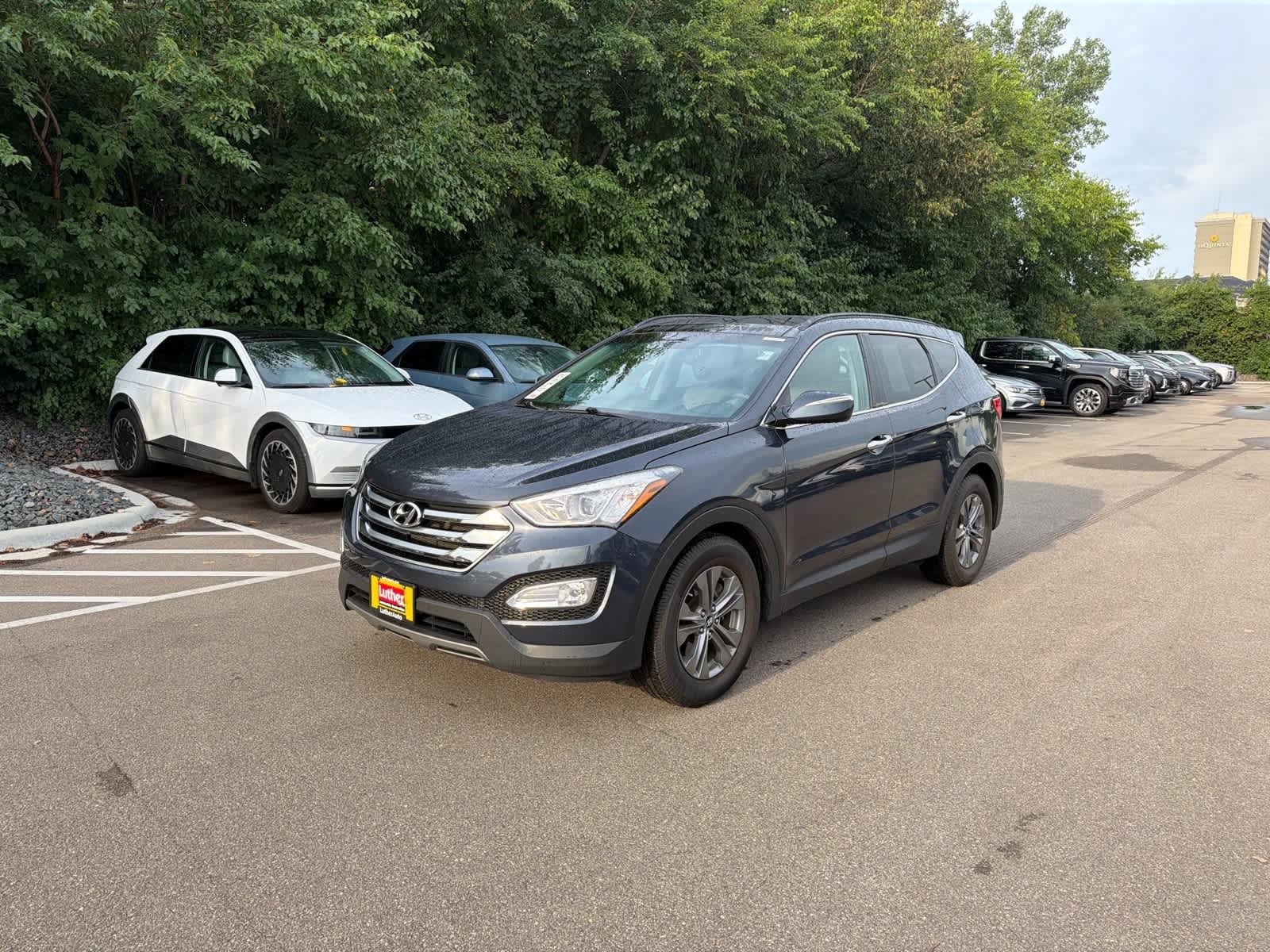Used 2015 Hyundai Santa Fe Sport w/ Option Group 04 AWD/4WD image 4