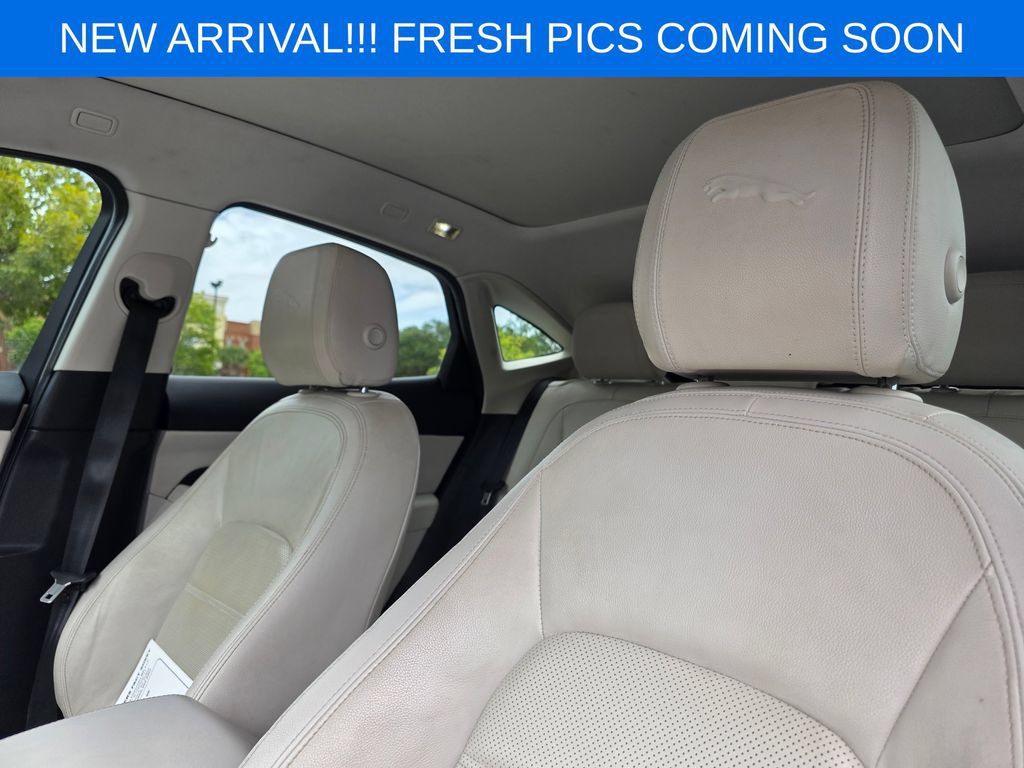 Used 2022 Jaguar E-PACE SE AWD/4WD image 13