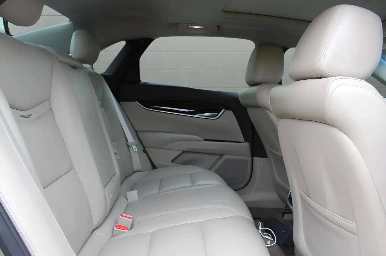Used 2017 Cadillac XTS Luxury w/ Driver Awareness Package image 31