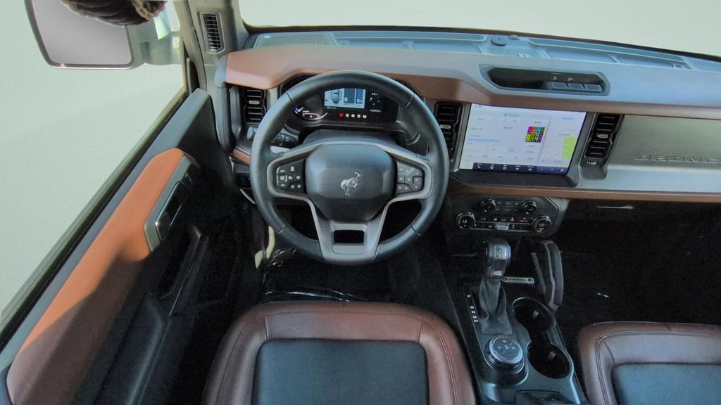 Used 2024 Ford Bronco Outer Banks AWD/4WD image 12