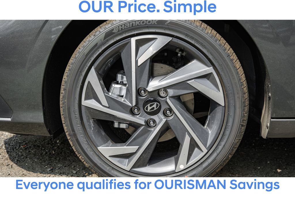 New 2025 Hyundai Elantra SEL image 11