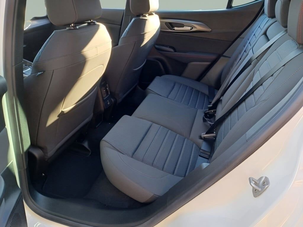 Used 2024 Dodge Hornet R/T w/ R/T Blacktop Package image 17